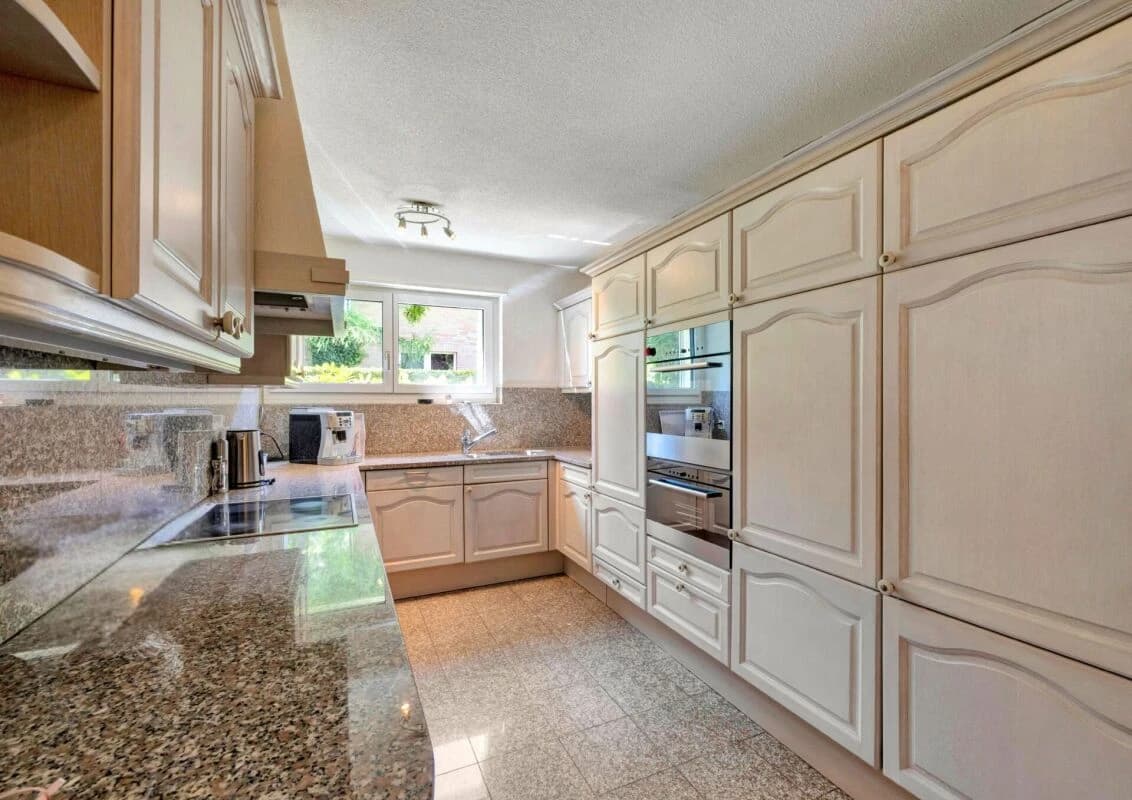 Exklusive Aussichtsvilla mit Pool