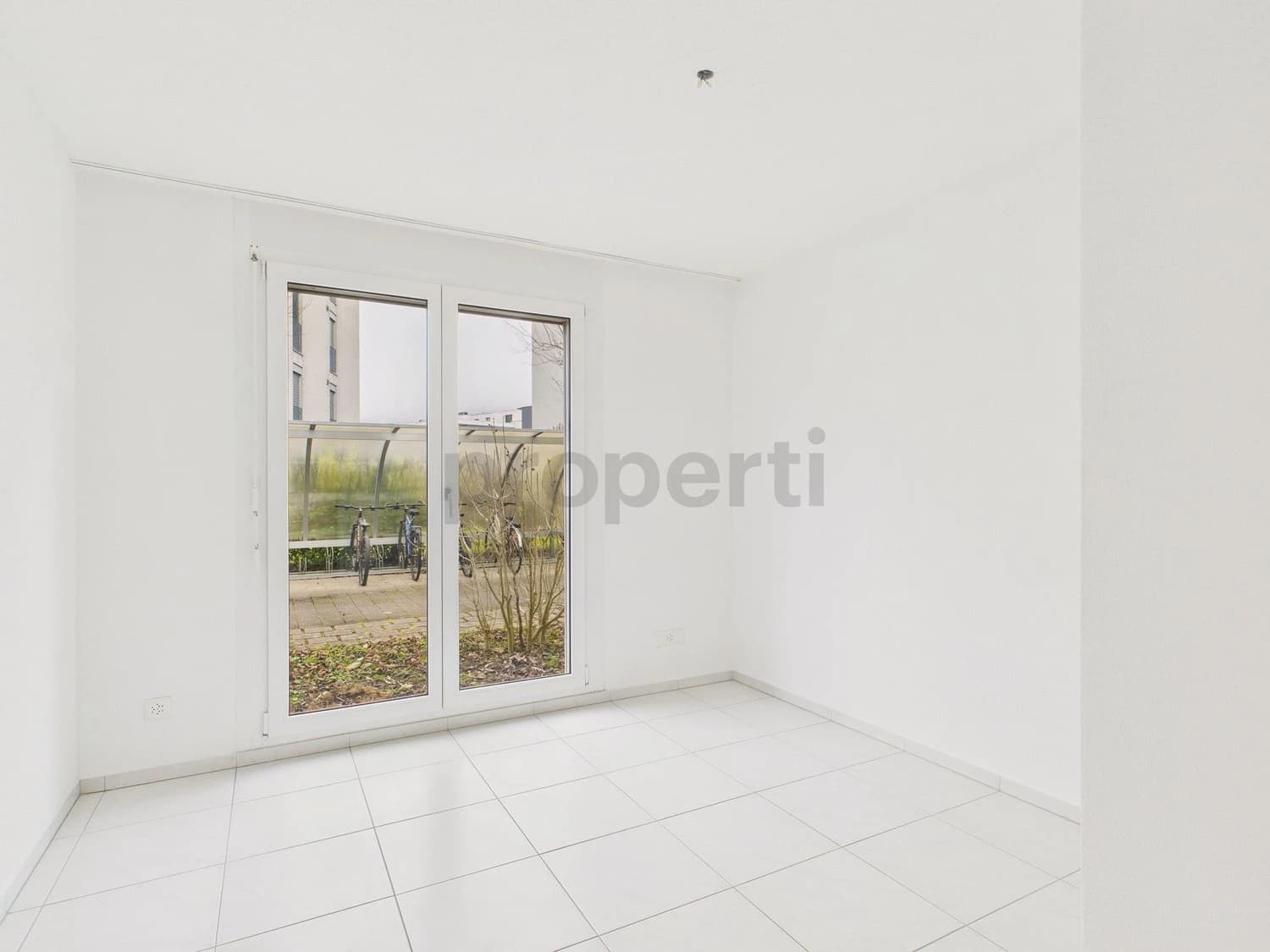 Grosszügige 4.5-Zimmer-Wohnung mit Terrasse in Aarburg