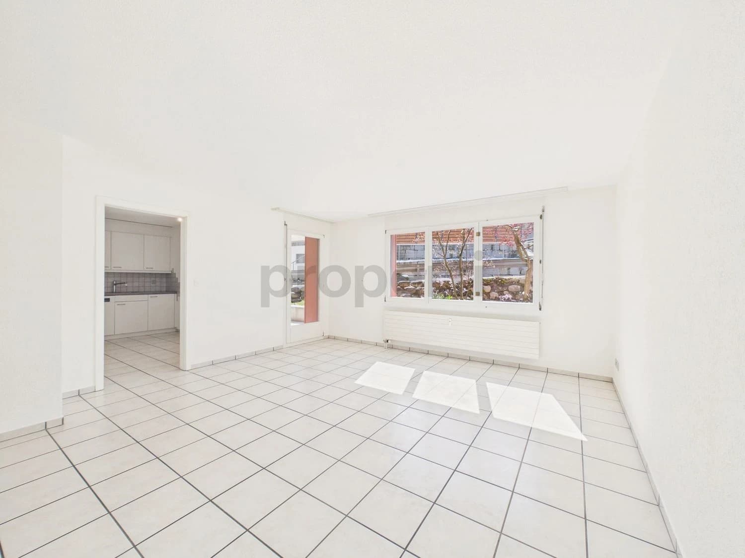 Helle 4.5-Zimmer-Wohnung mit Terrasse und praktischer Raumaufteilung