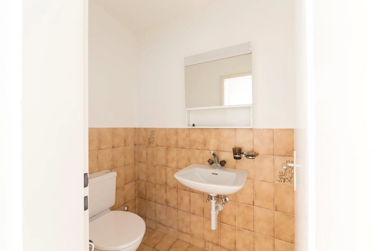 Mieten ohne Kaution - Sonnige Rheinquartier-Wohnung mit Terrasse gesucht?