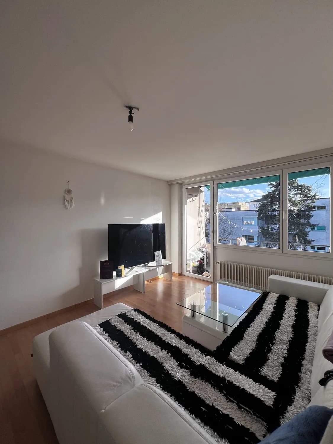 Charmante 3.5-Zimmer-Wohnung im Herzen von Dietikon (Befristet bis 30.09.2026)