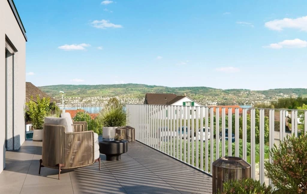 Stilvolle Attikawohnung mit Blick auf den See