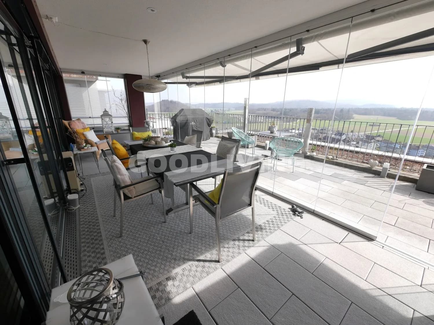 Wohnen an traumhafter Hanglange mit einmaliger Weitsicht