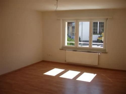 NEUERE moderne 3 Zimmerwohnung!