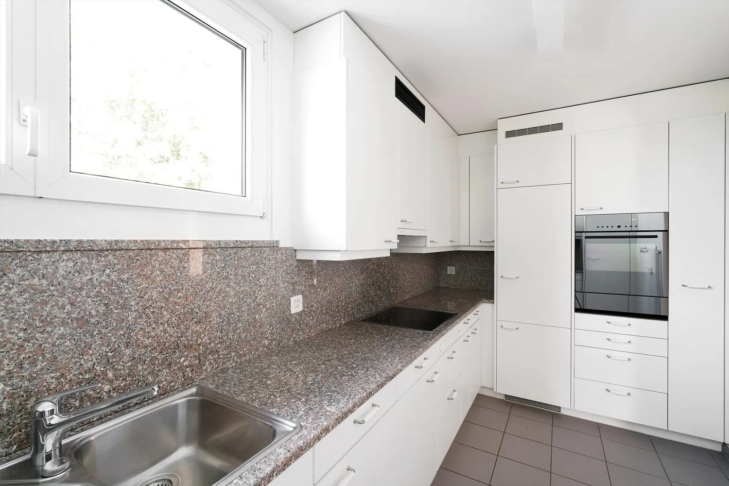 6-Zimmer-Maisonette-Attikawohnung