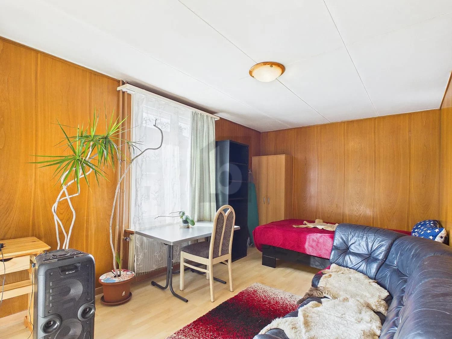 ATTRAKTIVES RENDITEOBJEKT MIT GARAGEN