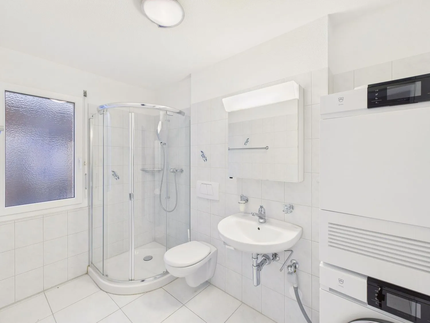 Moderne 4.5-Zimmer Wohnung mit grossem Balkon, ideal für Familien , Kirchdorf AG