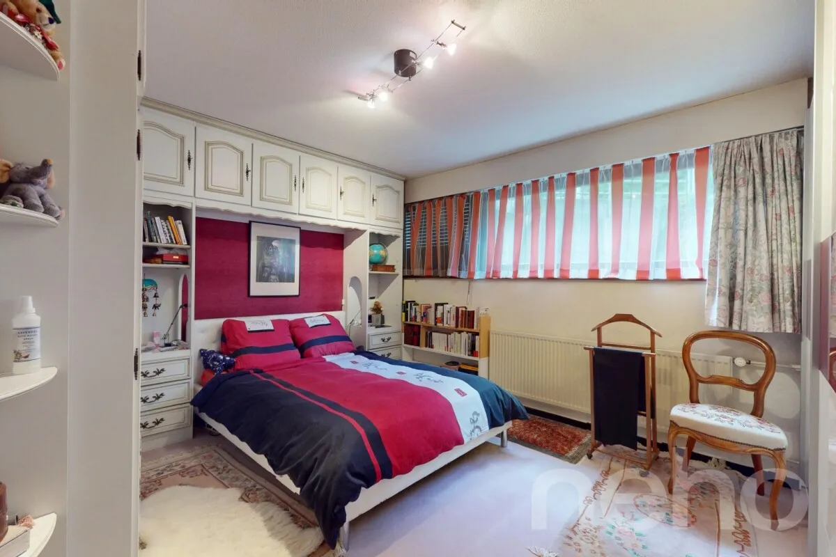 Appartement 4,5 pièces avec jardin, vue montagne et garage