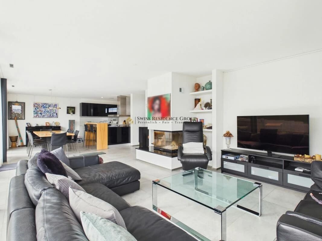 Modernes Einfamilienhaus mit Panorama in Adliswil