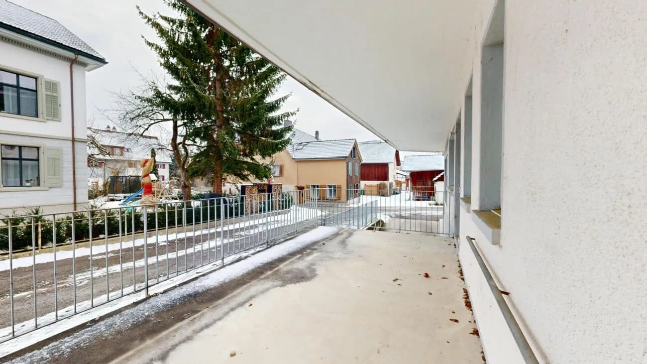 Modernes Wohnen mit viel Raum - 177 m², Südbalkon & grosszügiger Sitzplatz in Müllheim