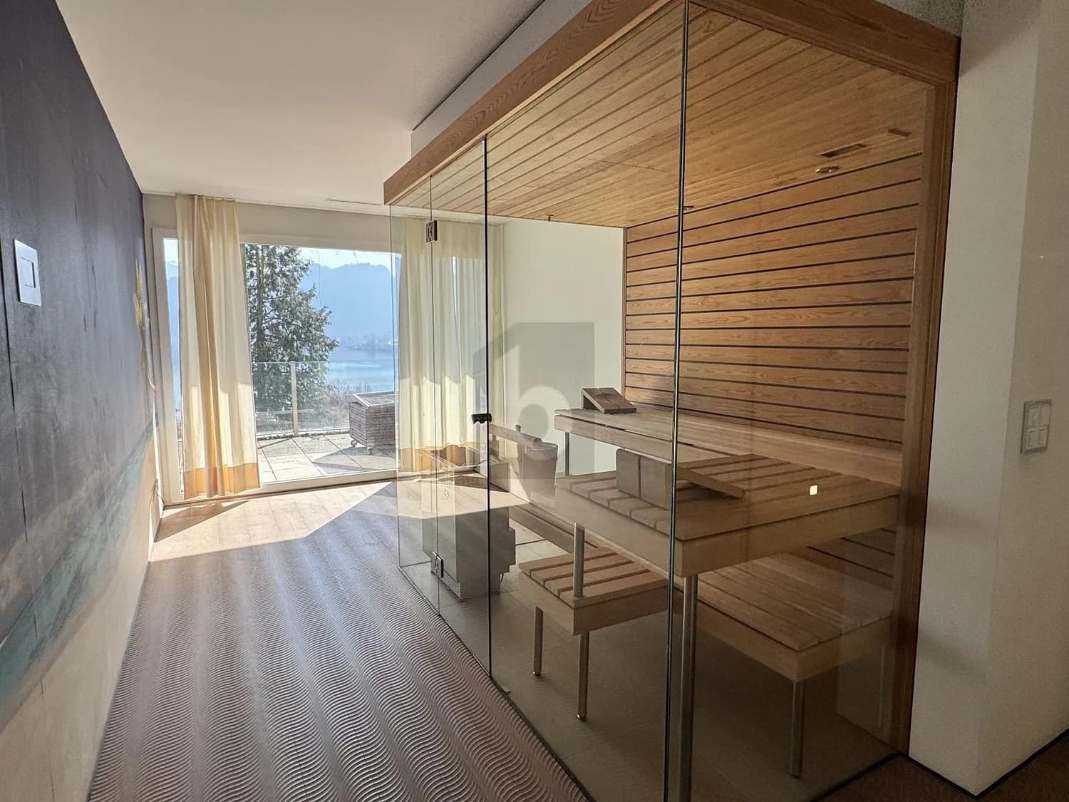 EXKLUSIVE AUSSICHT IN HERVORRAGENDER LAGE