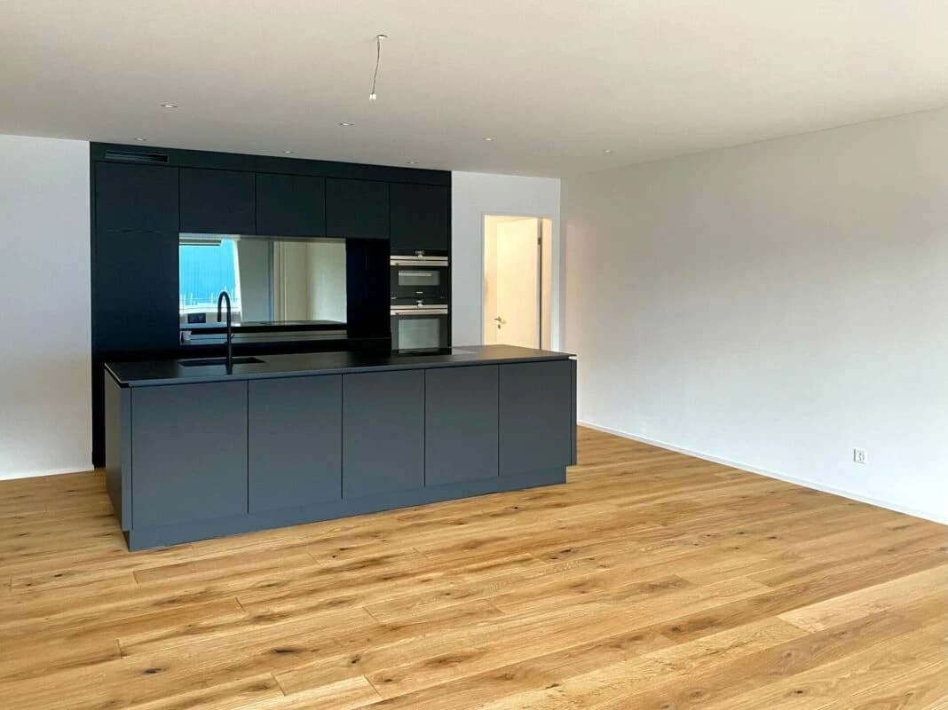 Moderne 3.5-Zimmer-Wohnung mit grosszügiger Terrasse