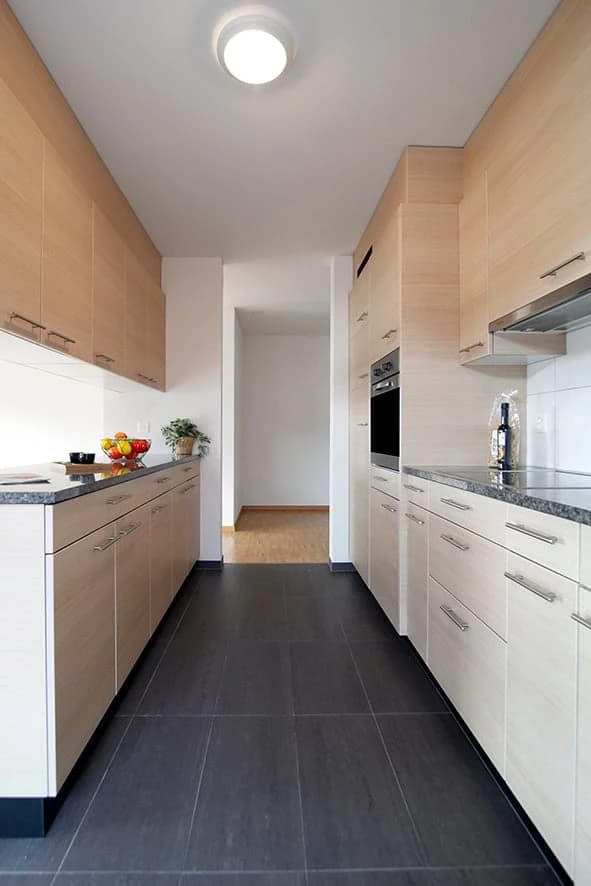 Grosszügige, moderne Wohnung mit Loggia