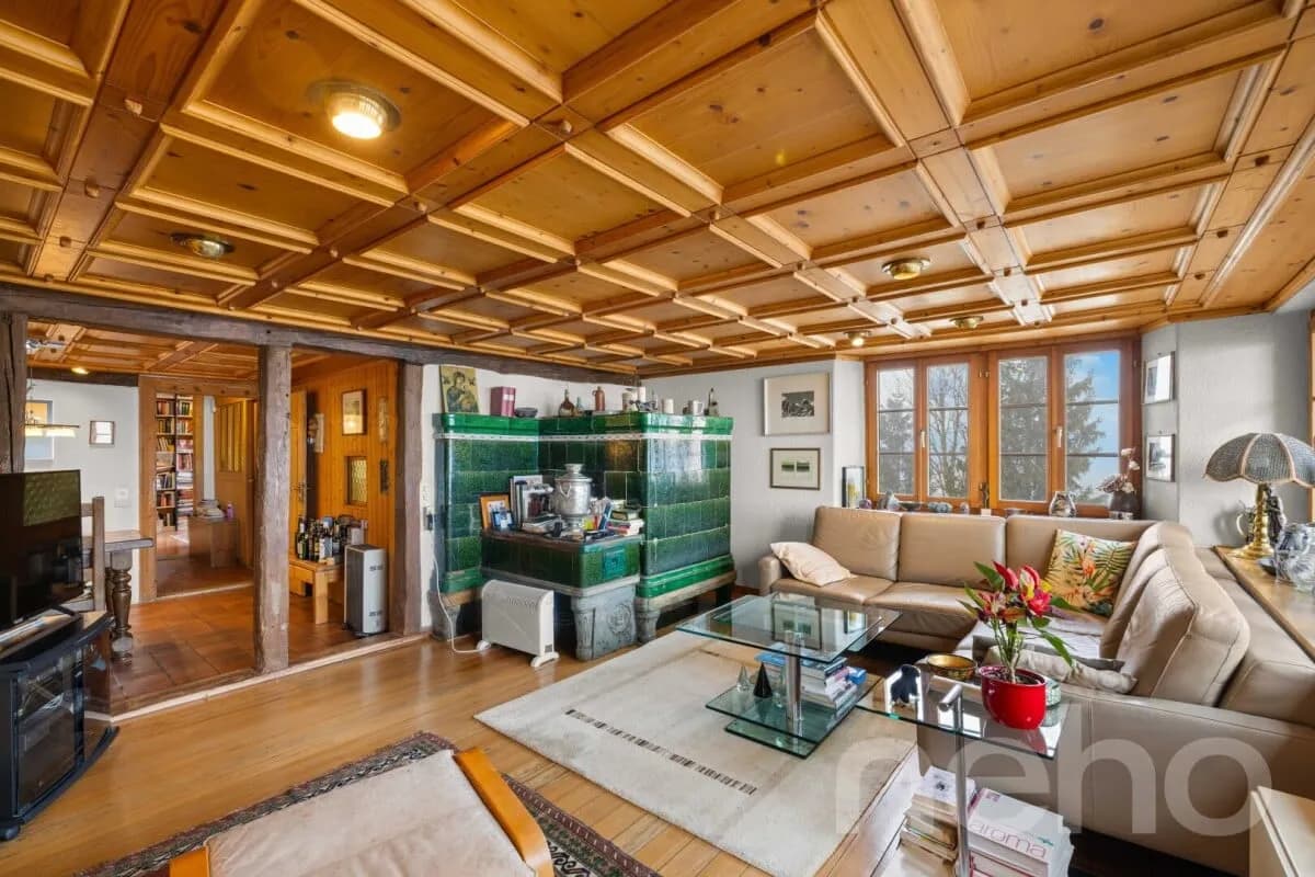 6.5-Zimmer-Eckreihenhaus mit Weitsicht, grossem Garten und Geschichte