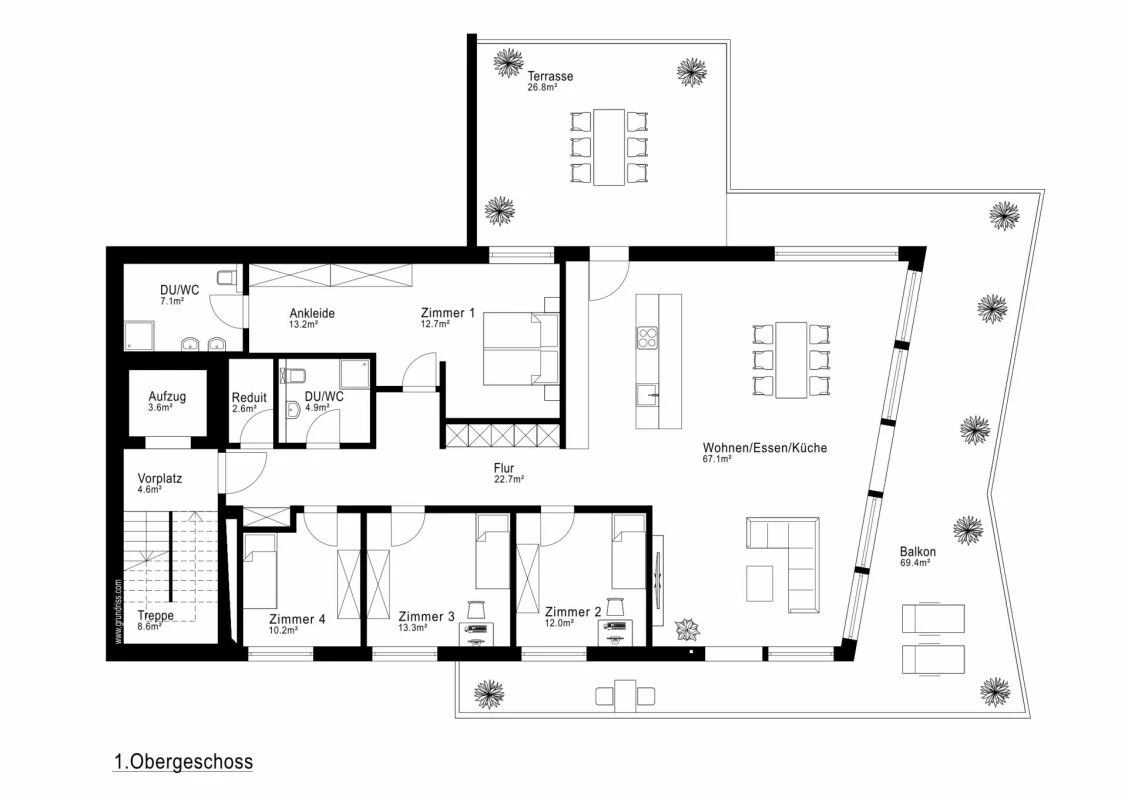 Raum für hohe Ansprüche: Terrassenwohnung im Leisihalden-Quartier