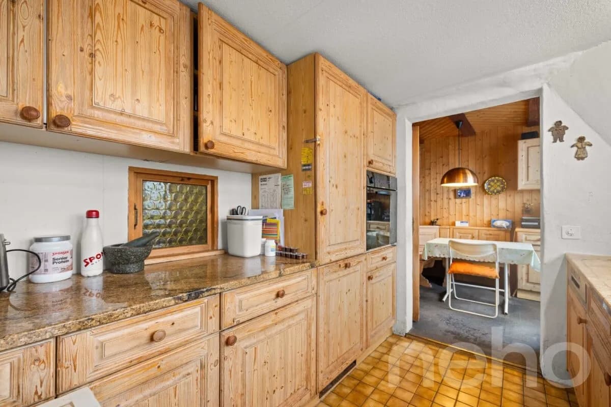 6.5-Zimmer-Eckreihenhaus mit Weitsicht, grossem Garten und Geschichte