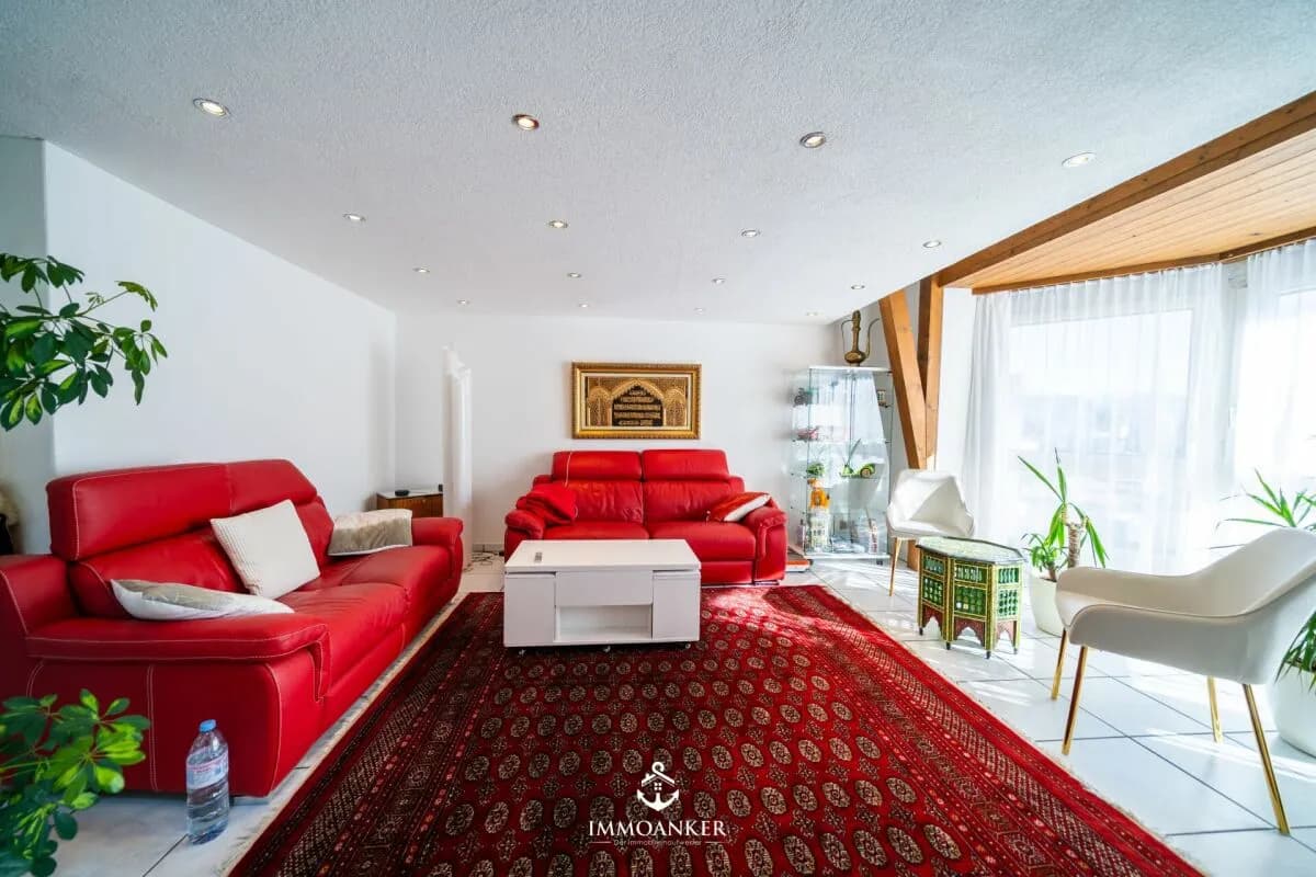 Exklusive 6.5-Zimmer-Dachgeschosswohnung mit Lift direkt in die Wohnung - Seepark Altendorf