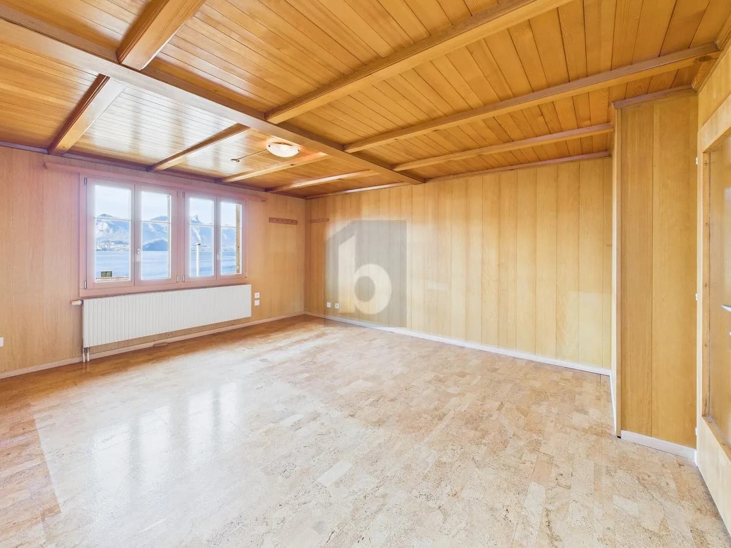 ZENTRAL UND GROSSZÜGIG