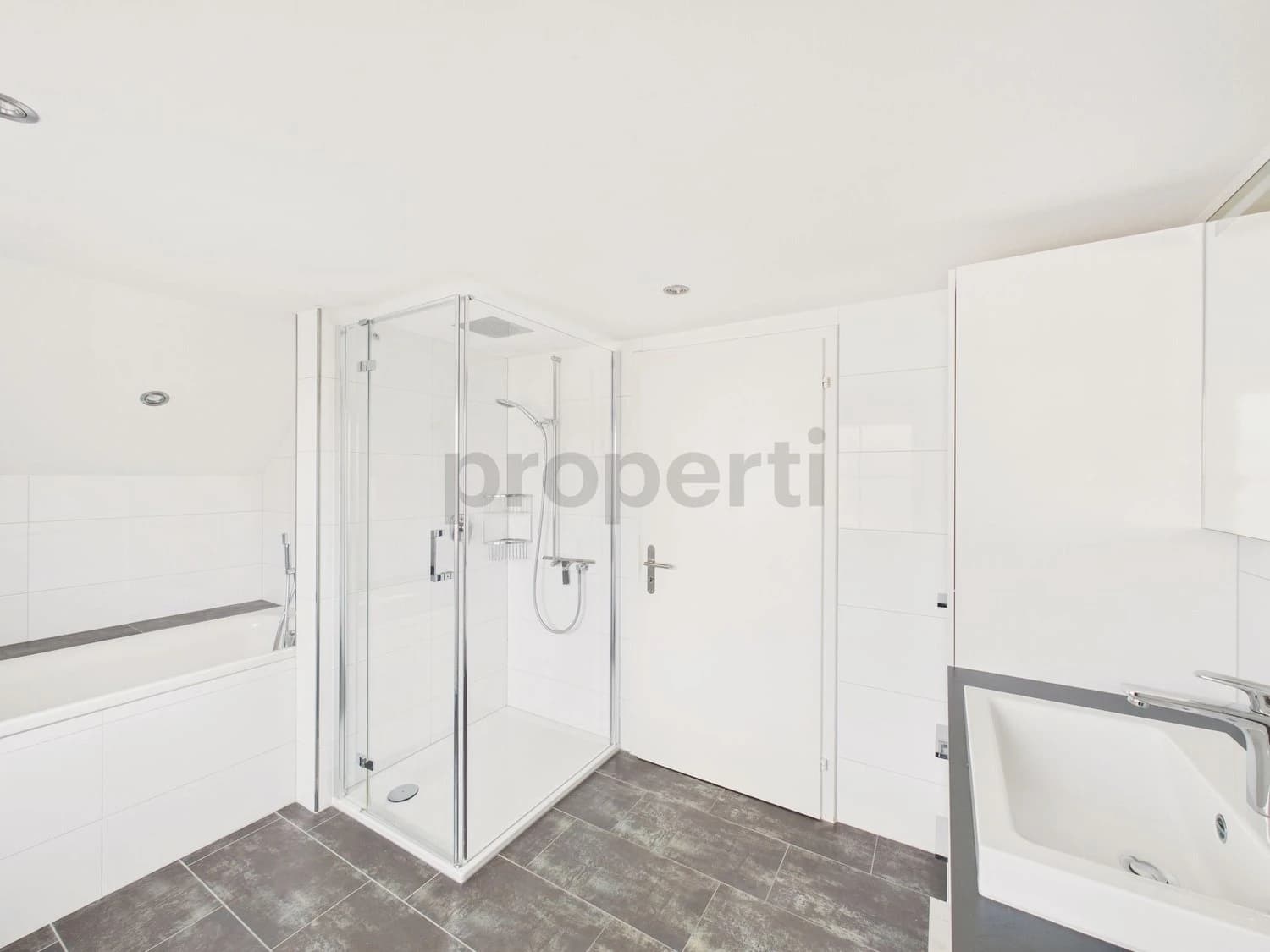 Charmante 3.5-Zimmer-Wohnung mit Balkon in Urnäsch