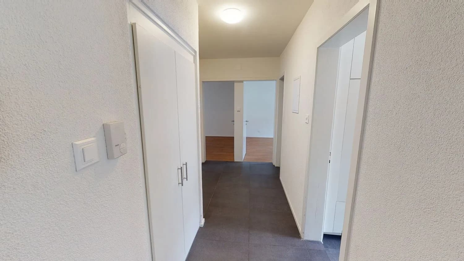 Moderne 3-Zimmerwohnung an zentraler Lager