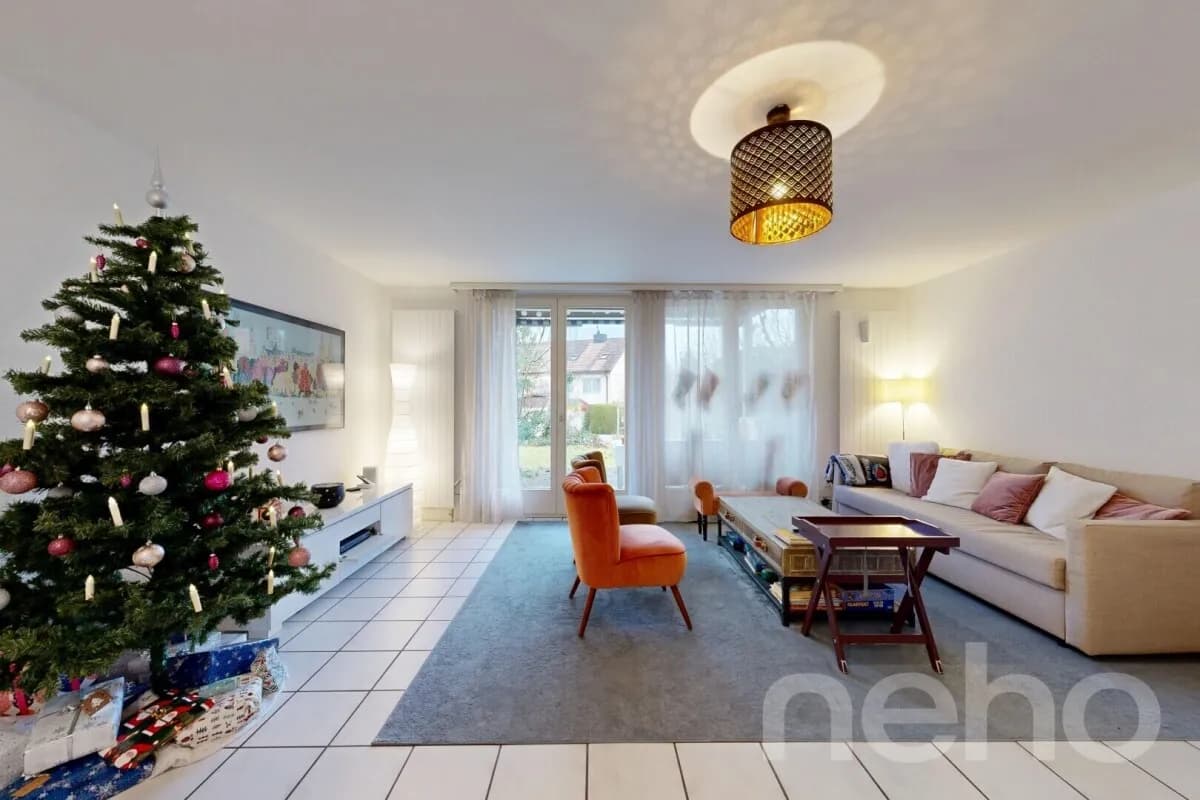 Familienfreundliches 6-Zimmer-Reihenmittelhaus in Bassersdorf