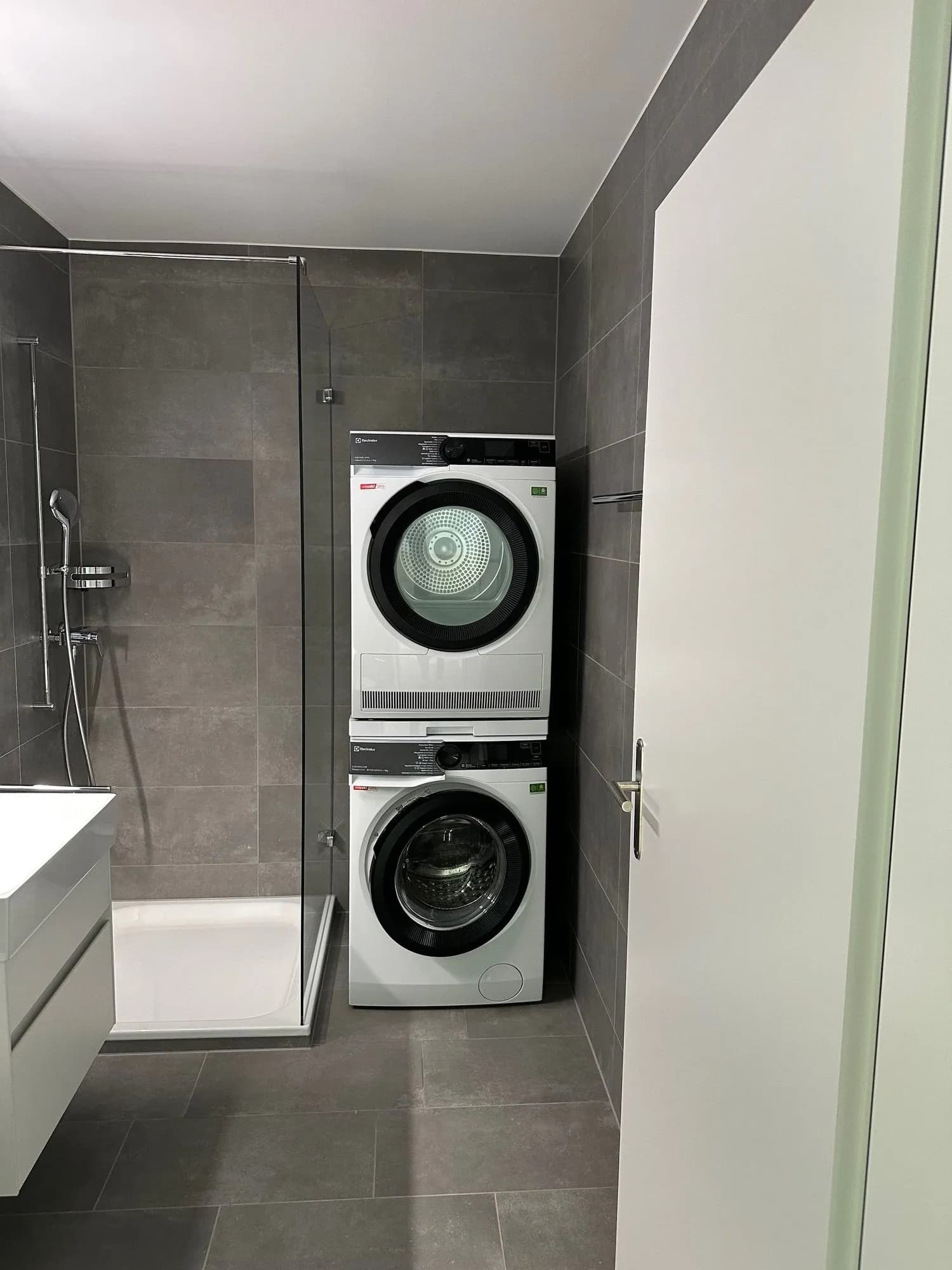 Moderne 1.5-Zimmer-Wohnung mit Balkon, Buchs