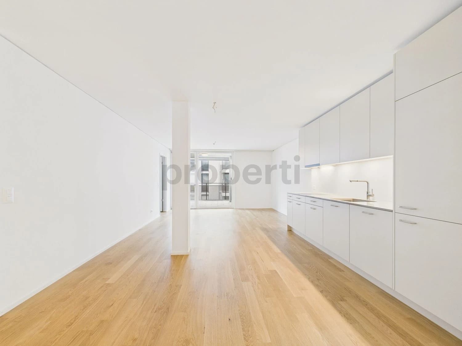 Moderne 3.5-Zimmer-Wohnung mit Balkon, Basel