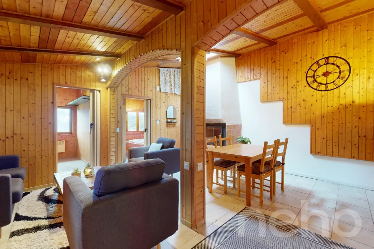 Charmant chalet mitoyen avec terrain et terrasse