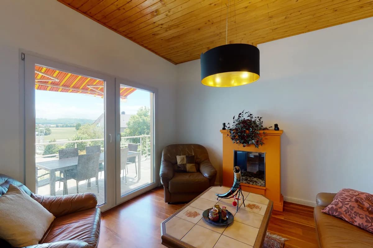 Einfamilien- /Mehrgenerationenhaus mit diversen Nutzungsmöglichkeiten