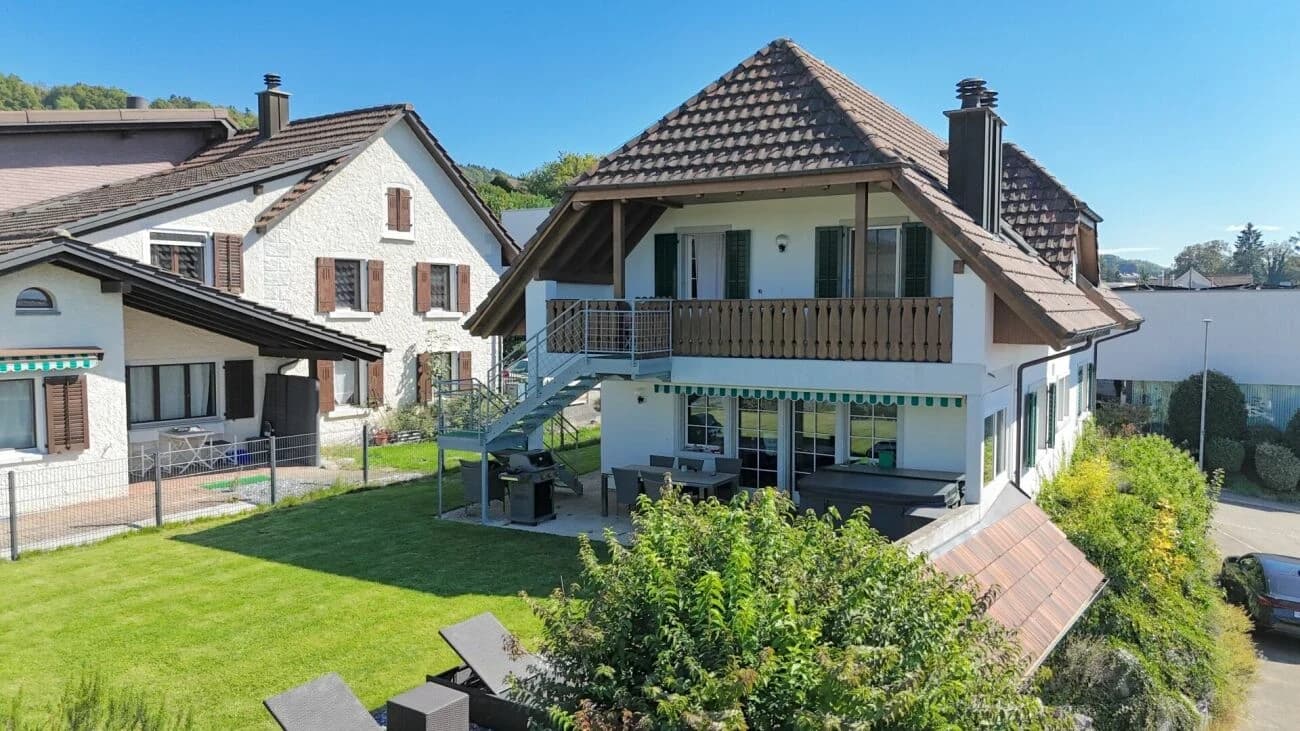 IDYLLISCHES WOHNEN AN SCHÖNER LAGE IN REMETSCHWIL