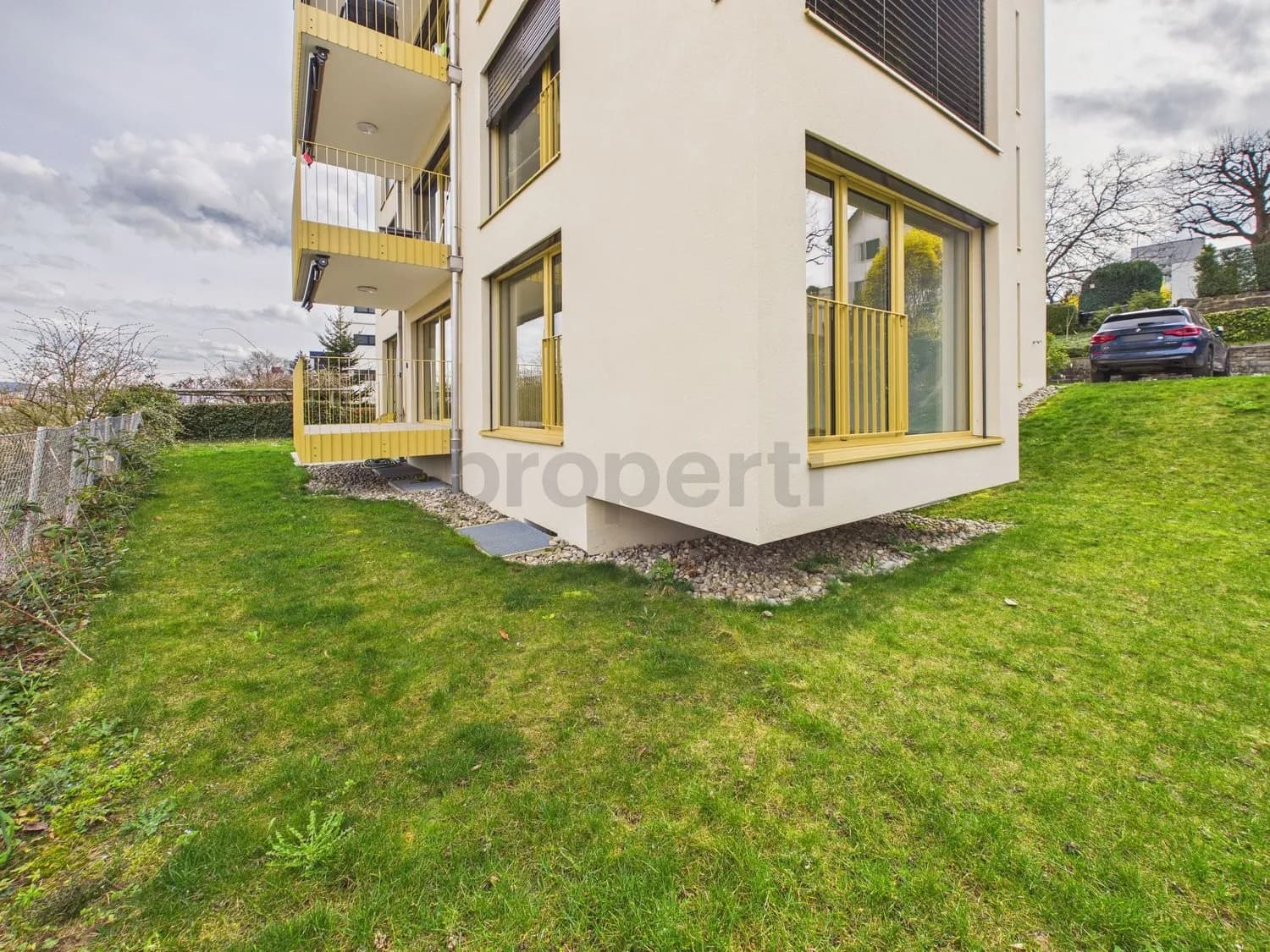 Ihr Traumzuhause in Zürich - Modern, geräumig und mit grüner Oase