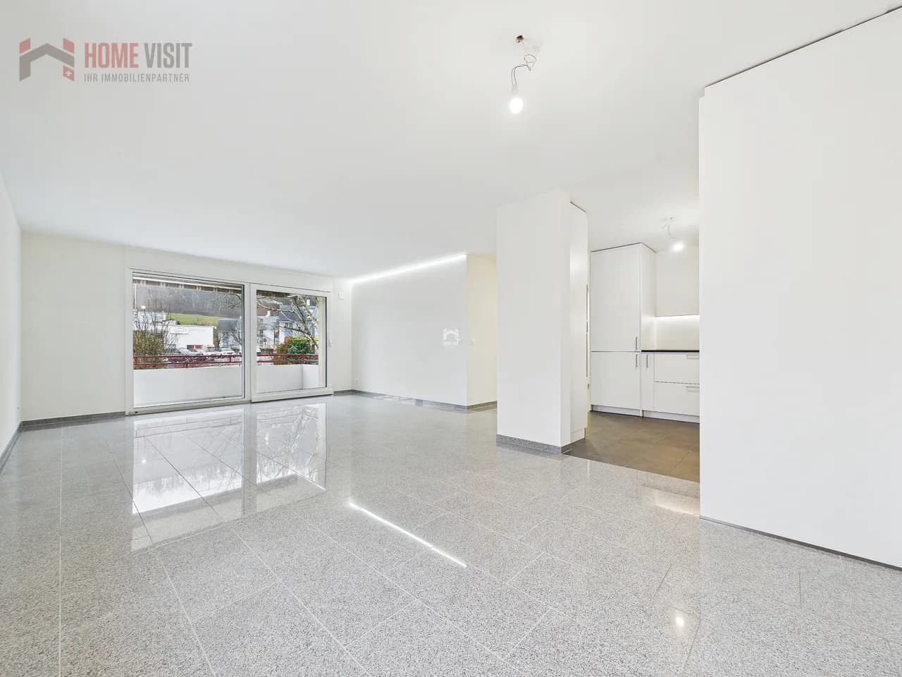 Erstbezug nach Kernsanierung - stilvoll wohnen in Zunzgen