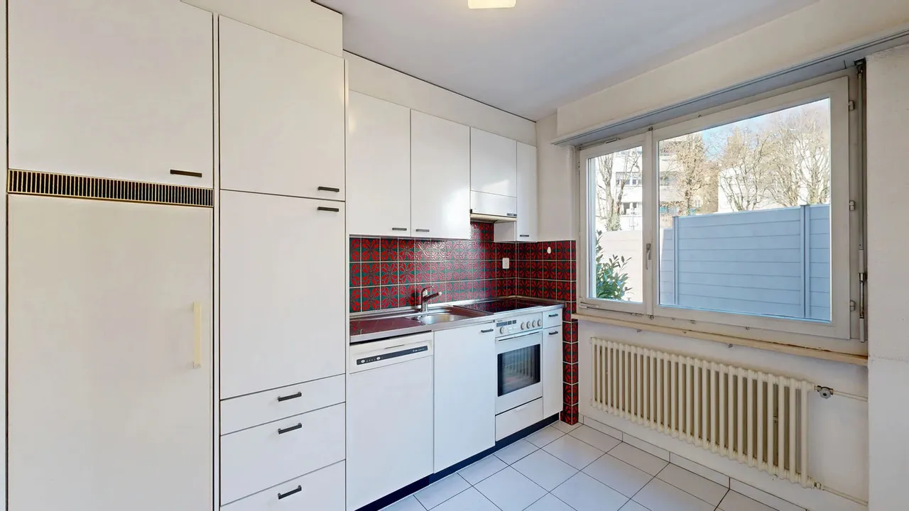 4.5-Zimmer-Doppeleinfamilienhaus mit Hobbyraum und Einstellhallenplatz