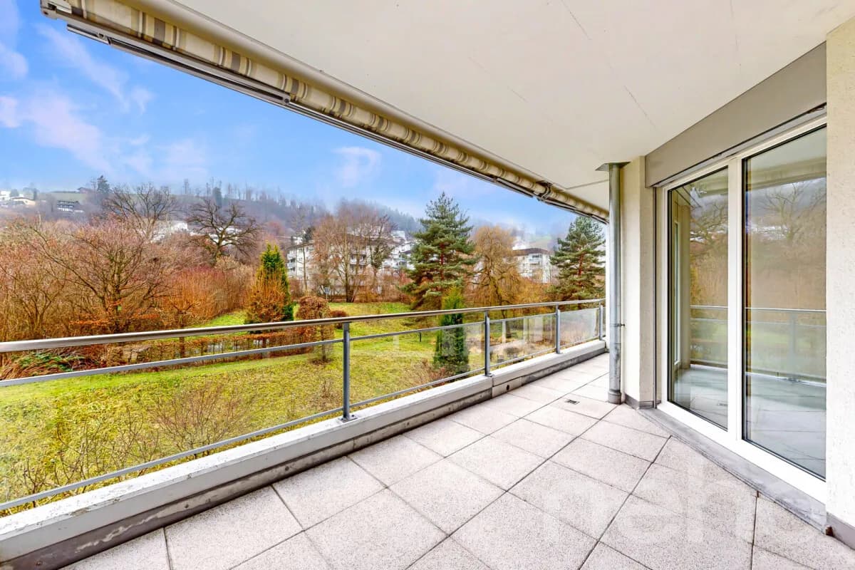 Helle 3½-Zimmerwohnung mit Balkon und Pilatusblick
