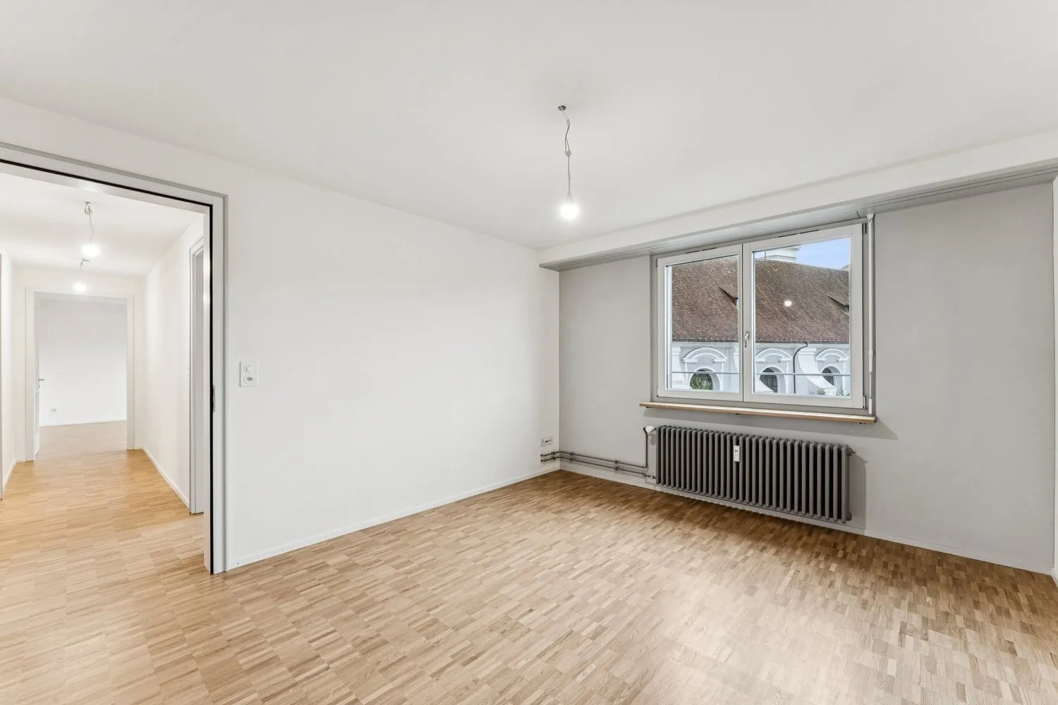 Erstvermietung - Wohnen & Arbeiten mit Reussblick!