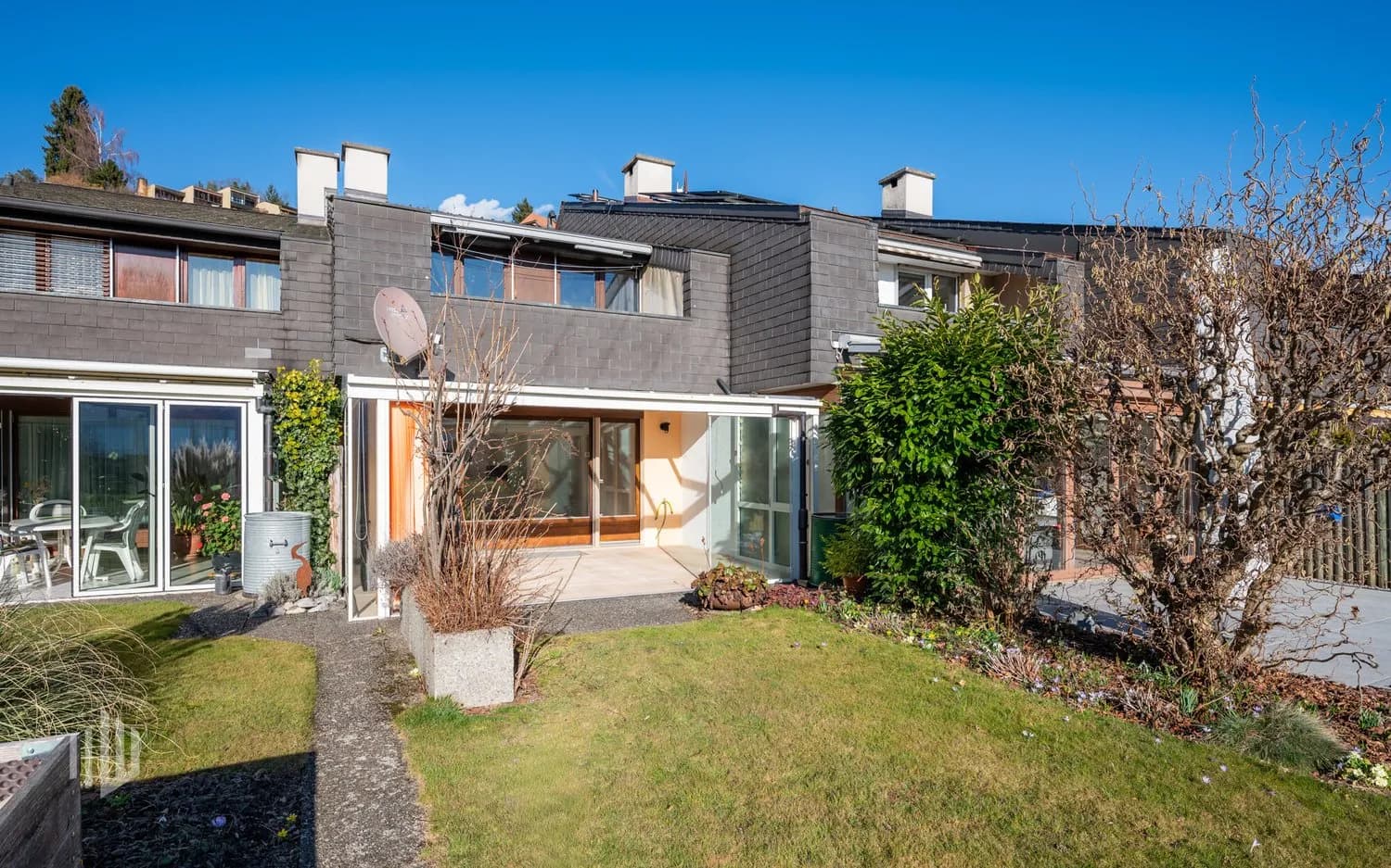 ImmoWyss -  Ein Zuhause mit Herz, Garten und Bergblick in Steffisburg