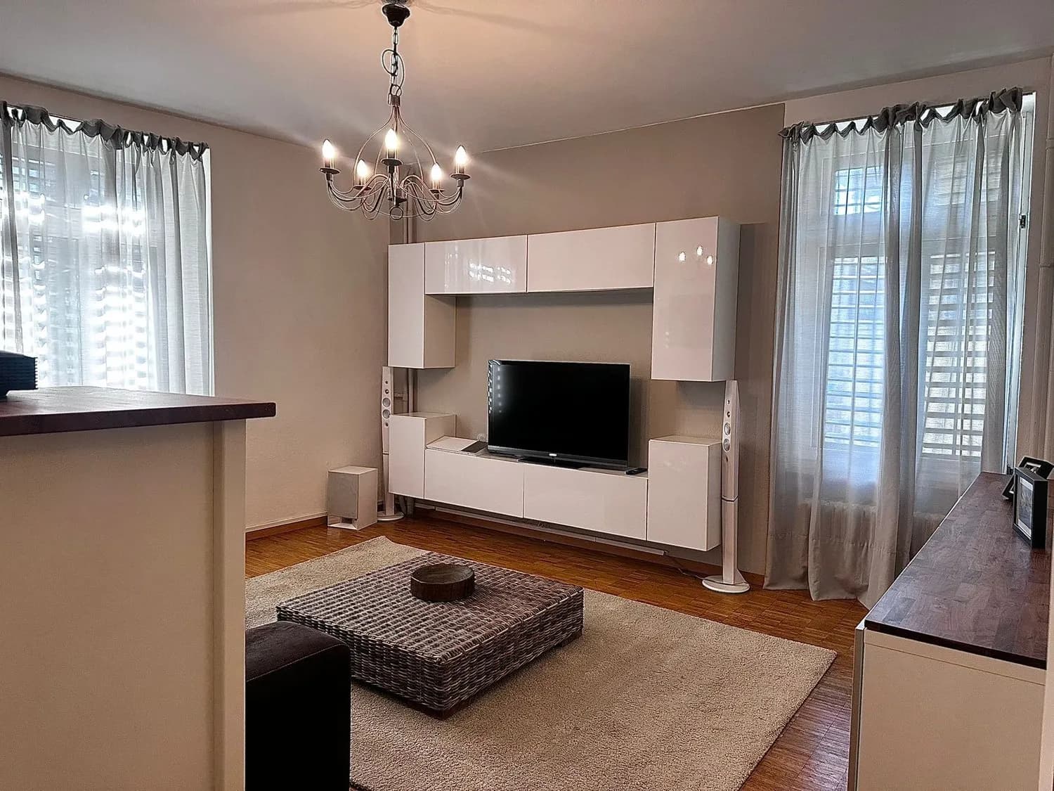 Wohnen in Zürich: Gemütliche 4.5-Zimmer-Wohnung mit vielfältigen Möglichkeiten