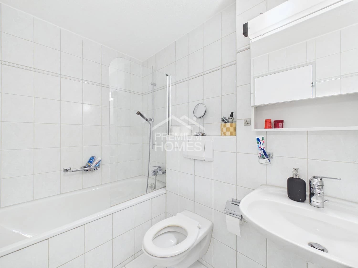 Sonniger Wohntraum mit eigenem Gartenanteil