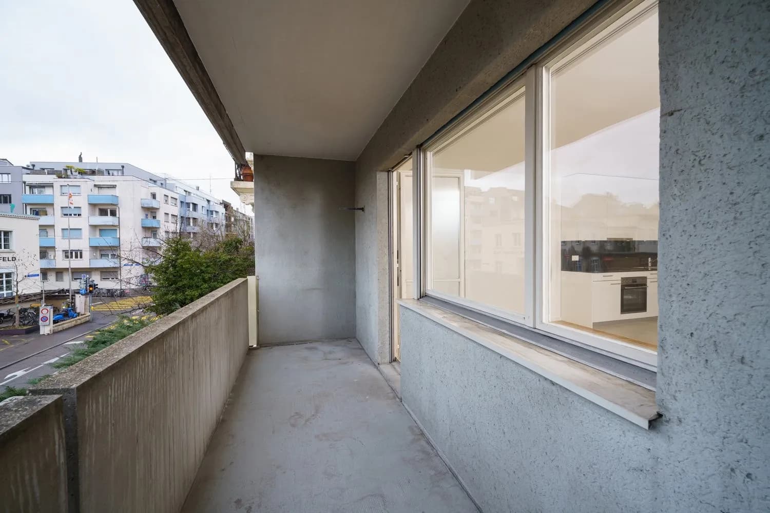 Sanierte 2-Zimmer-Wohnung im 2. Stock im beliebten Gundeli