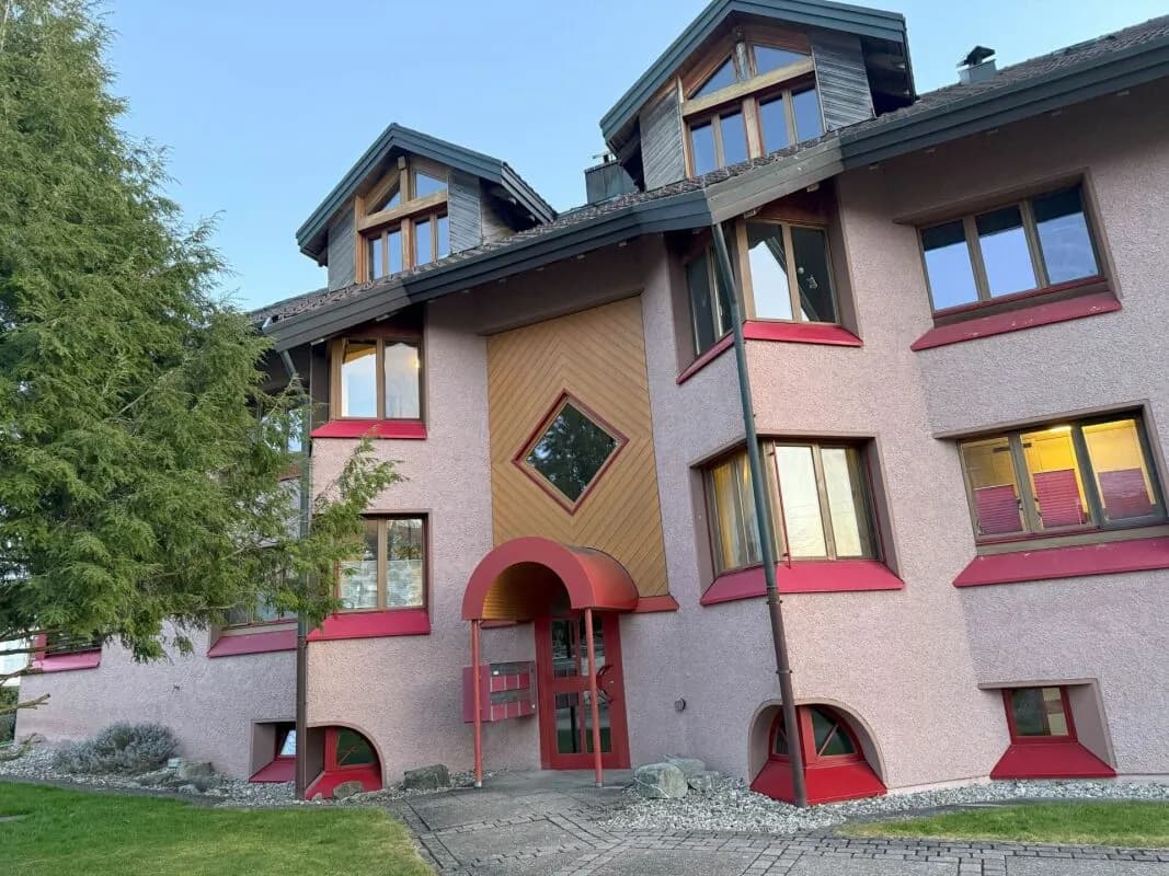 Attikawohnung mit grosszügigem und gemütlichem Innenausbau