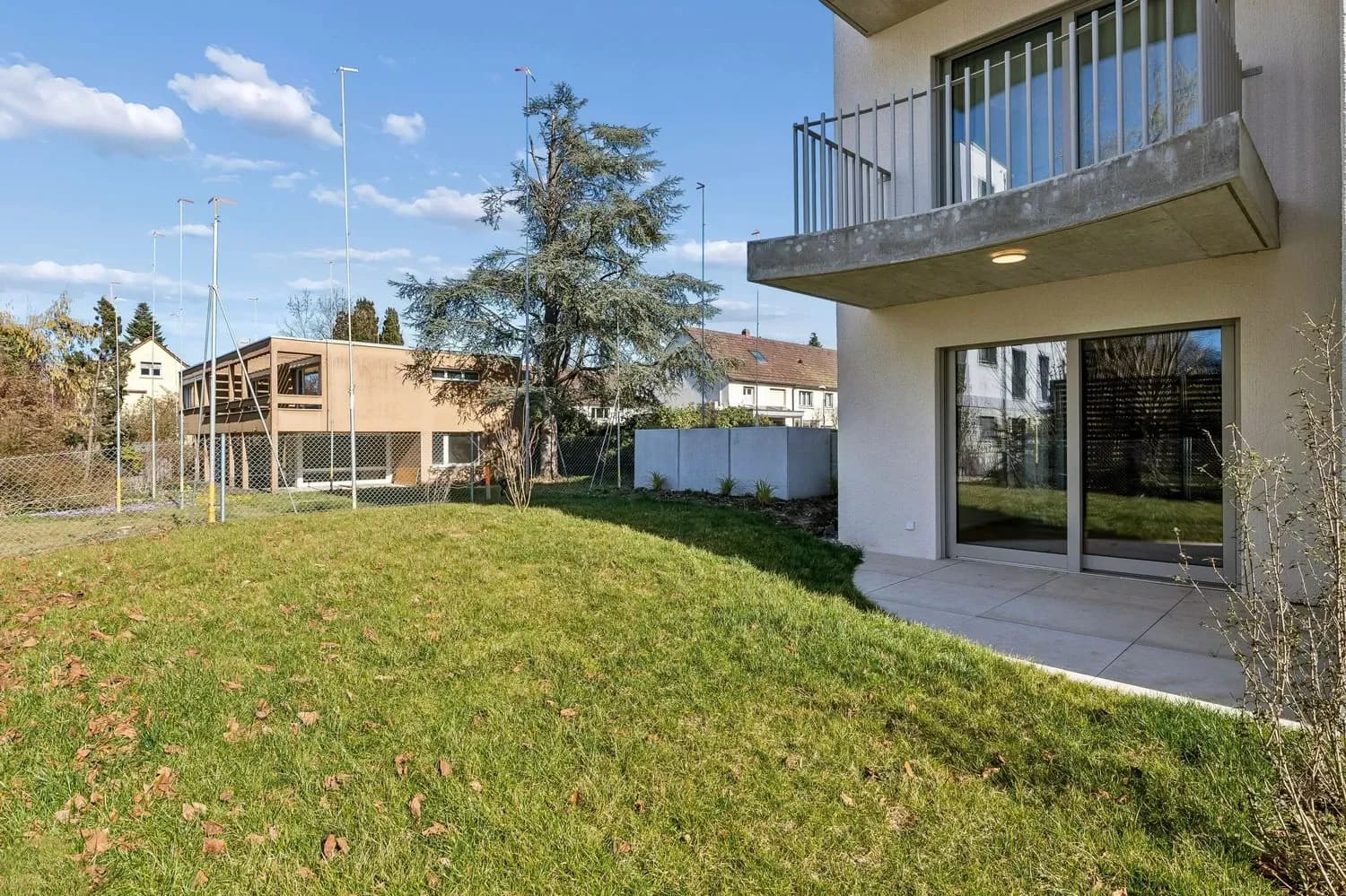 Neubau:2.5-Zimmer-Gartenwohnung mit privatem Aussenbereich in Oerlikon