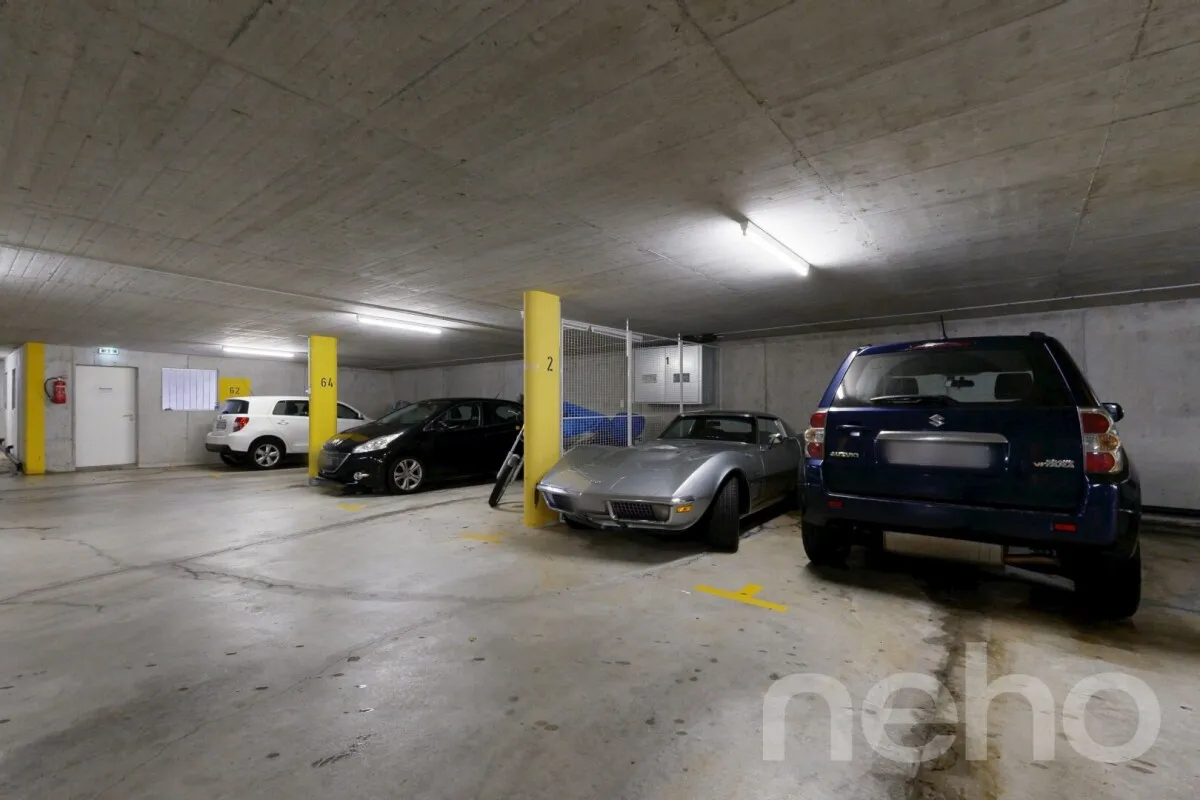 Moderne 4.5-Zimmer Gartenwohnung in Egg bei Zürich