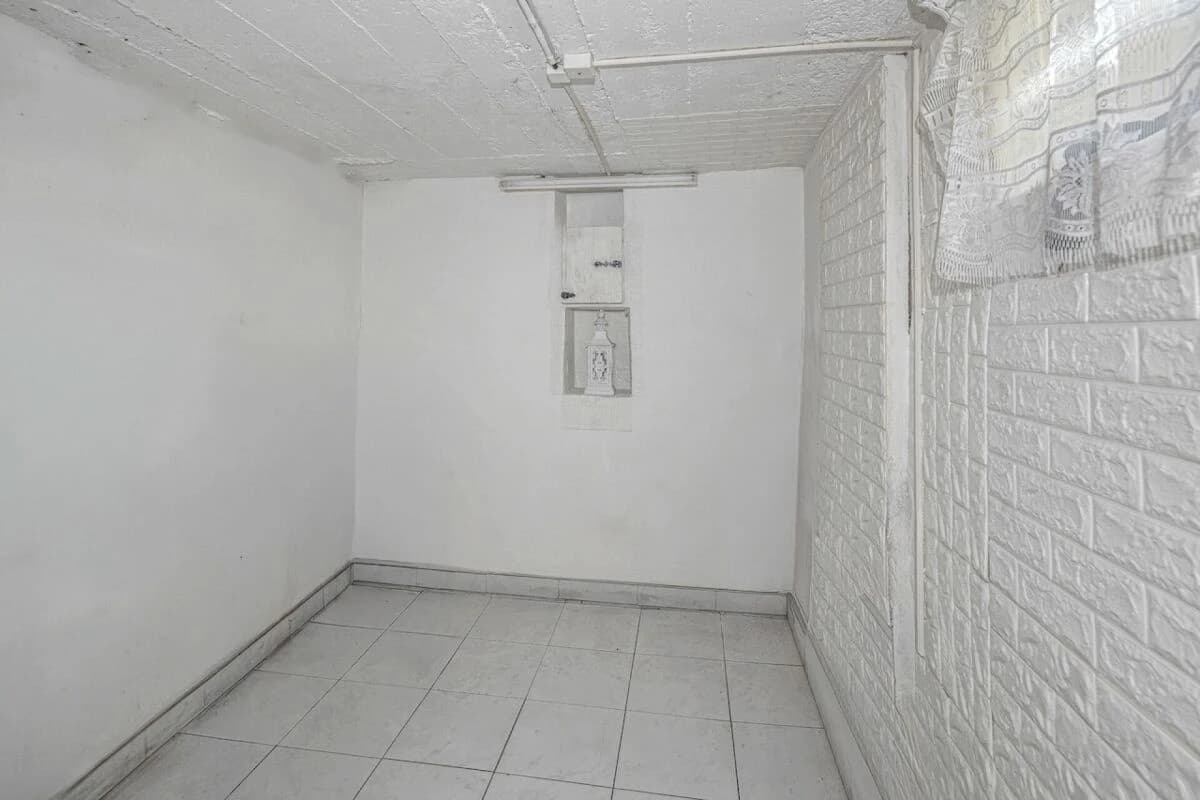 EINFAMILIENHAUS MIT POTENZIAL