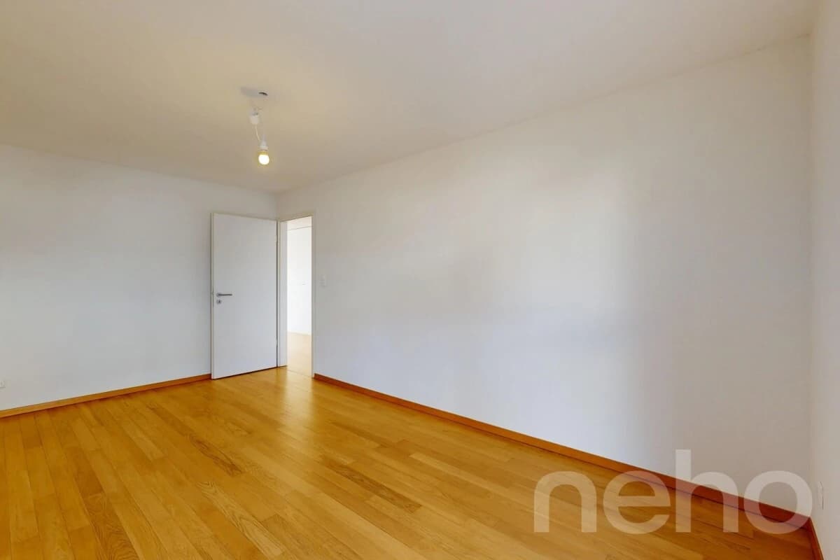 Bel appartement lumineux avec vue sur le lac !