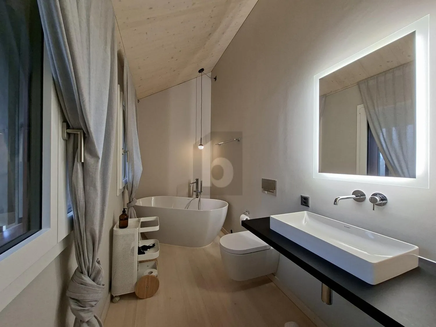 HIGH-END HAUS, EXKLUSIV, MÖBLIERT, BEZUGSFERTIG!