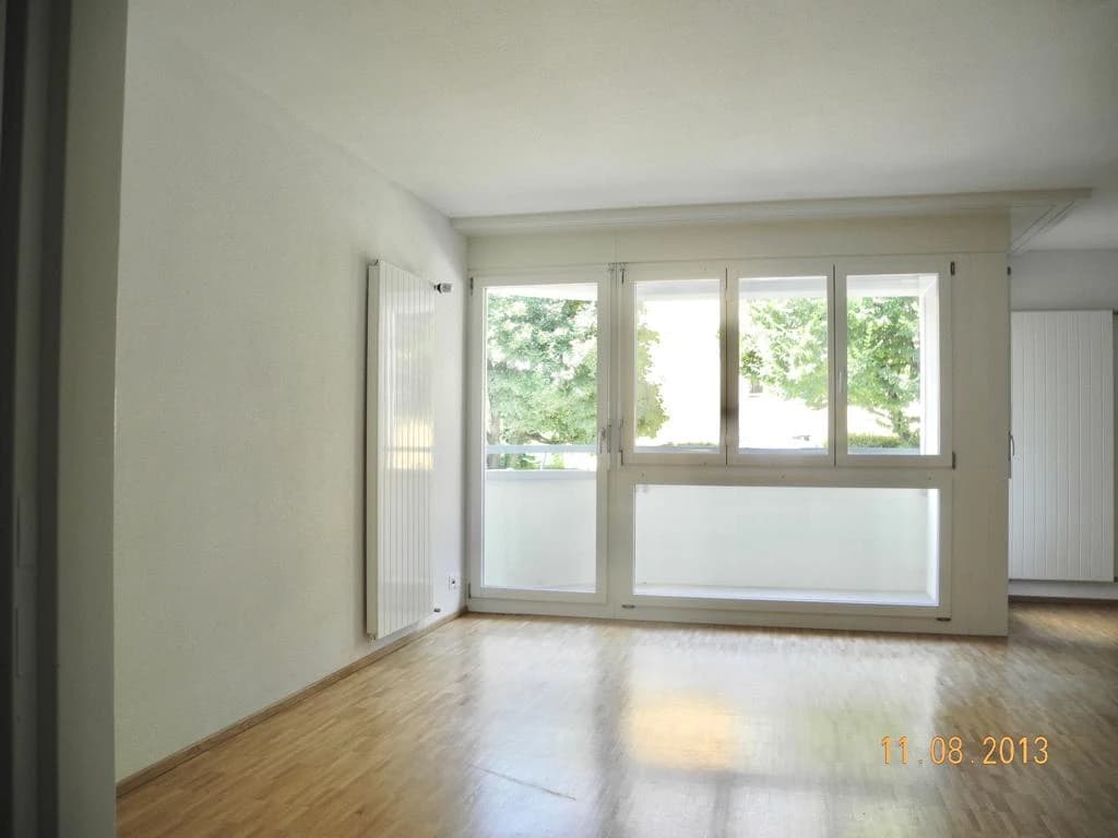 Grosszügige 1.5-Zimmerwohnung direkt an der Limmat