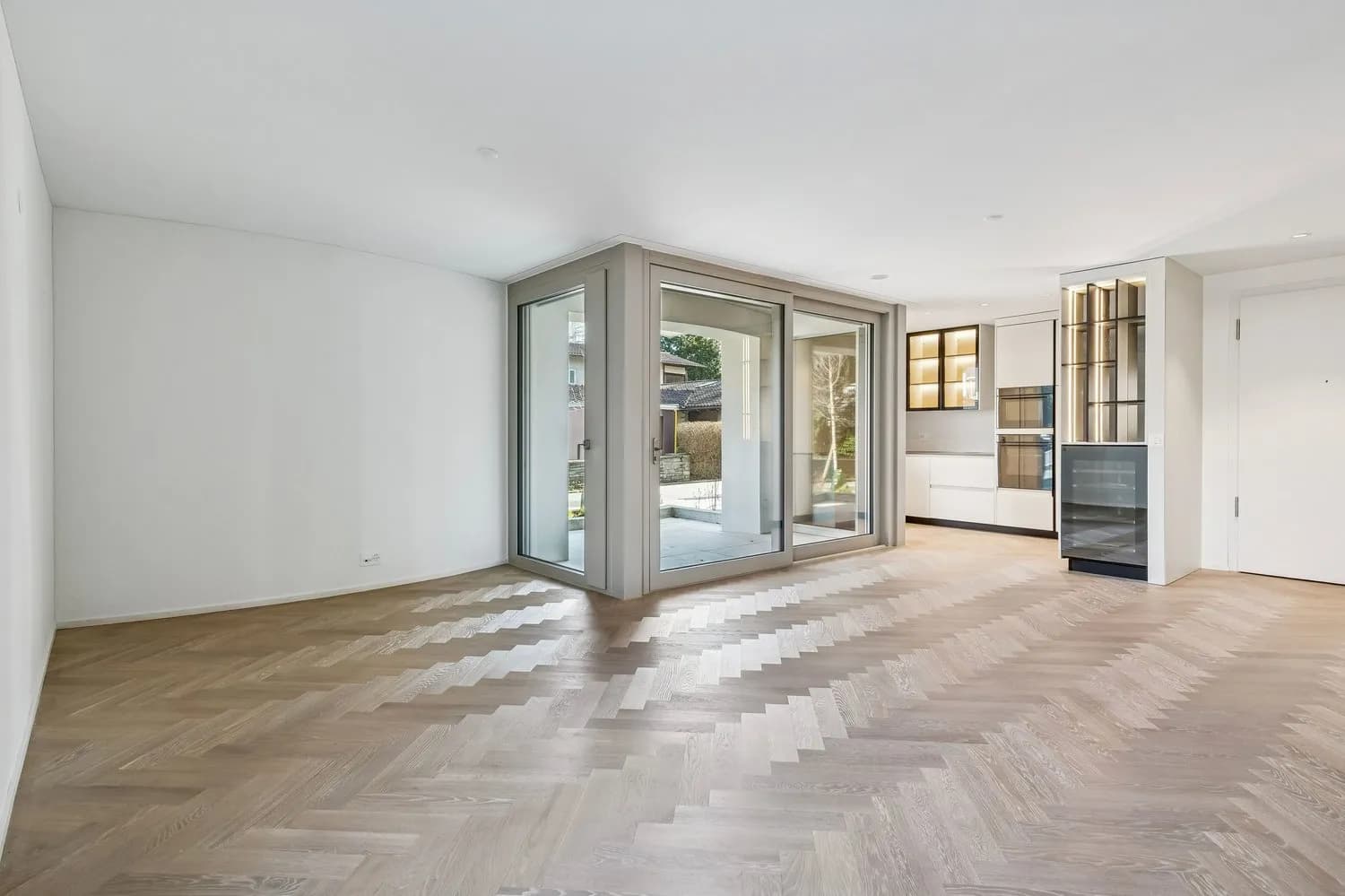 Neubau 2.5-Zimmer-Gartenwohnung mit privatem Aussenbereich in Oerlikon