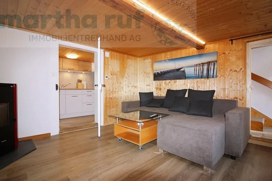 Haus mit zwei 2-Zimmer-Wohnungen mit Airbnb Vermietung