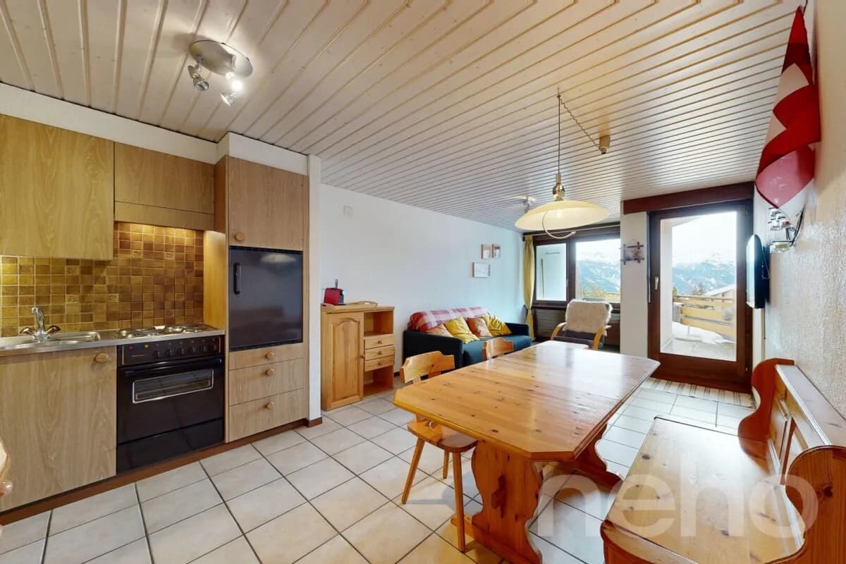 Studio dans une résidence avec piscine, sauna, fitness