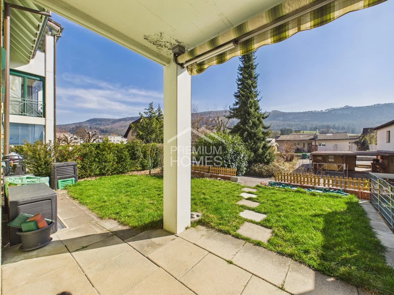 Sonniger Wohntraum mit eigenem Gartenanteil